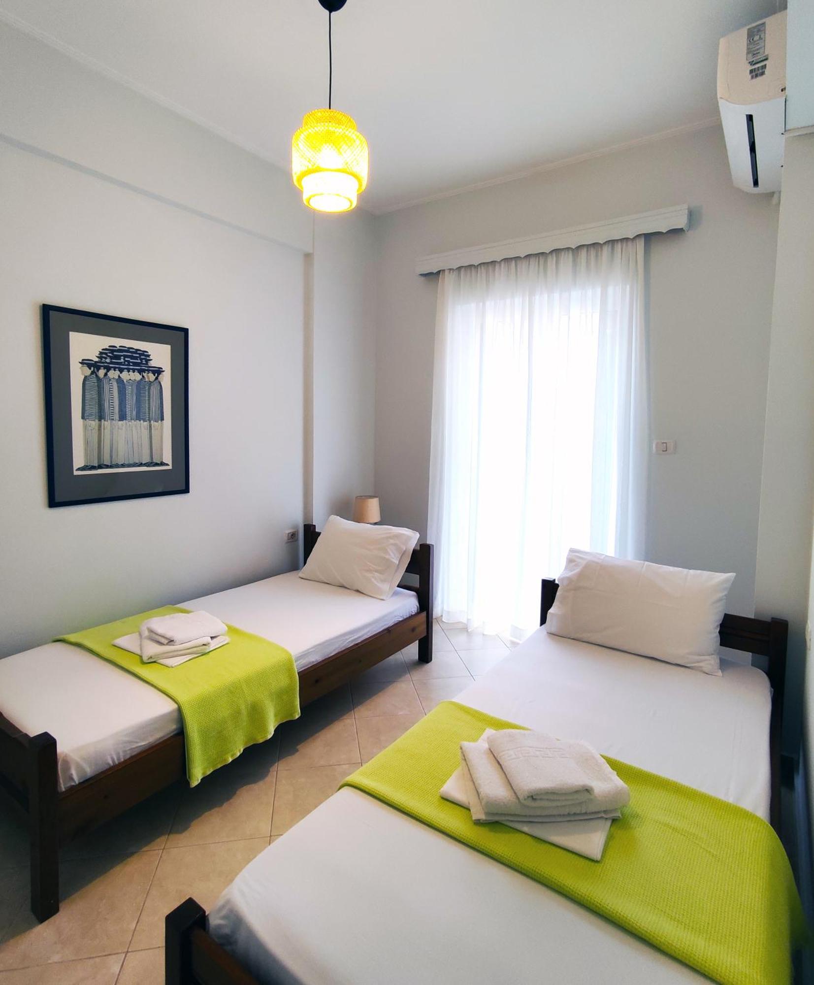 Comfy Hill Apartments Sarandë エクステリア 写真
